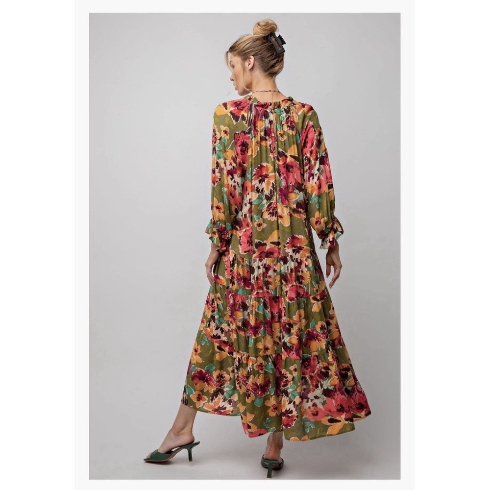 Easel Boutique Olive Floral Maxi Dress Women's Size Small Tiered Boho Flowy Fall